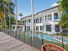 2614 Castilla Isle, Fort Lauderdale FL 33301