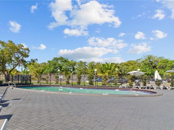 7820 S Colony Circle 109, Tamarac FL 33321