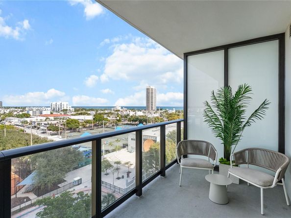 580 72nd 711 711, Miami Beach FL 33141