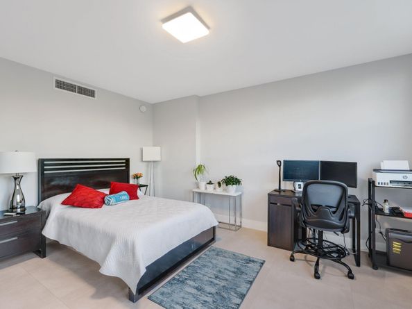 10180 W Bay Harbor Drive 2c, Bay Harbor Islands FL 33154