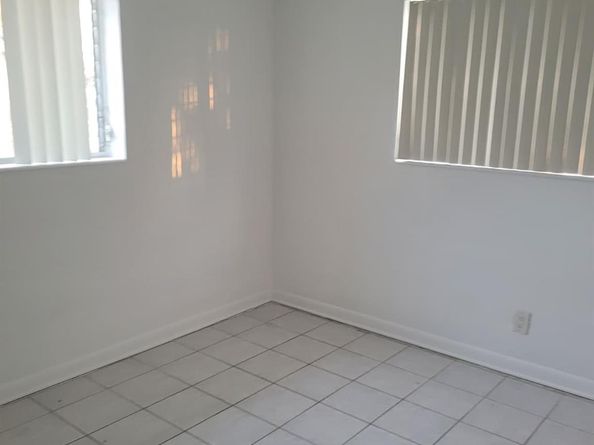 1810 NE 42nd St, Pompano Beach FL 33064