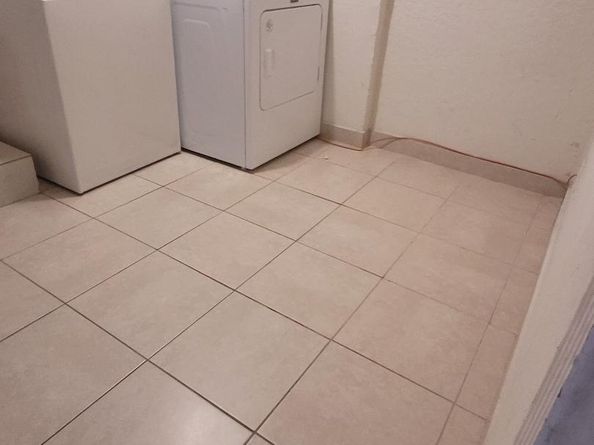 1810 NE 42nd St, Pompano Beach FL 33064