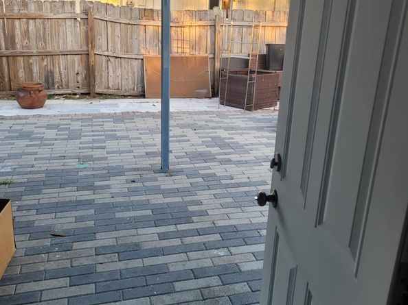 1810 NE 42nd St, Pompano Beach FL 33064