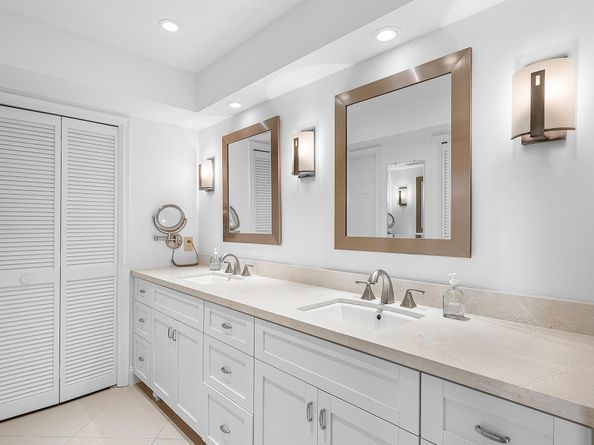 481 Forestview Drive, Atlantis FL 33462