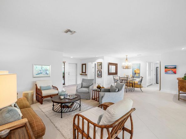 481 Forestview Drive, Atlantis FL 33462