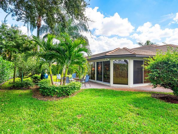 481 Forestview Drive, Atlantis FL 33462