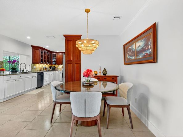 435 Pine Villa Drive, Atlantis FL 33462