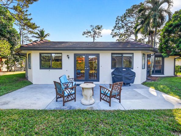 435 Pine Villa Drive, Atlantis FL 33462