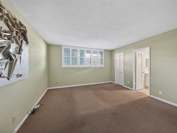 400 SE 10th St 211, Deerfield Beach FL 33441