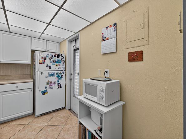 400 SE 10th St 211, Deerfield Beach FL 33441