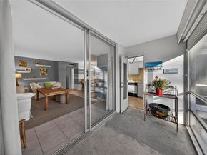 400 SE 10th St 211, Deerfield Beach FL 33441