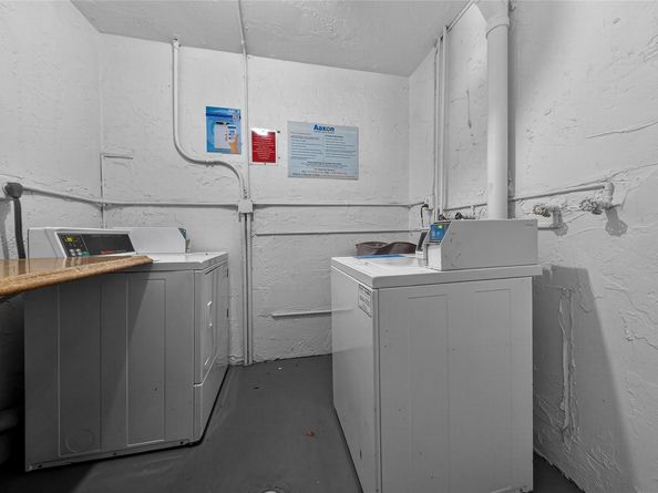 400 SE 10th St 211, Deerfield Beach FL 33441