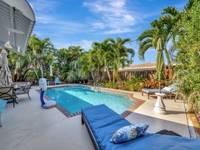 2611 NE 53rd St, Lighthouse Point FL 33064