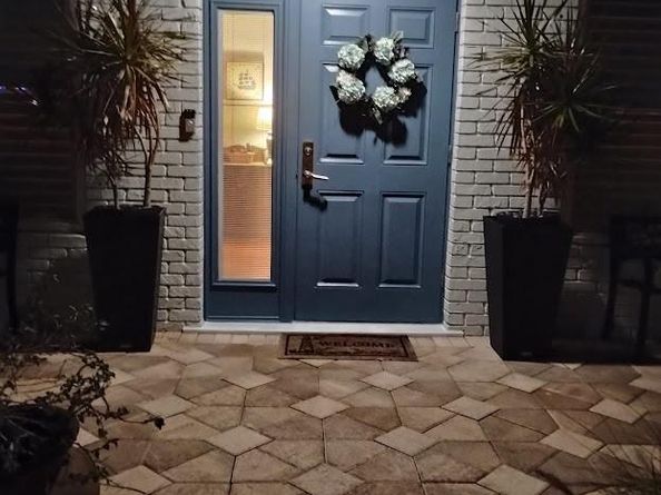 2611 NE 53rd St, Lighthouse Point FL 33064