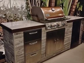 2611 NE 53rd St, Lighthouse Point FL 33064