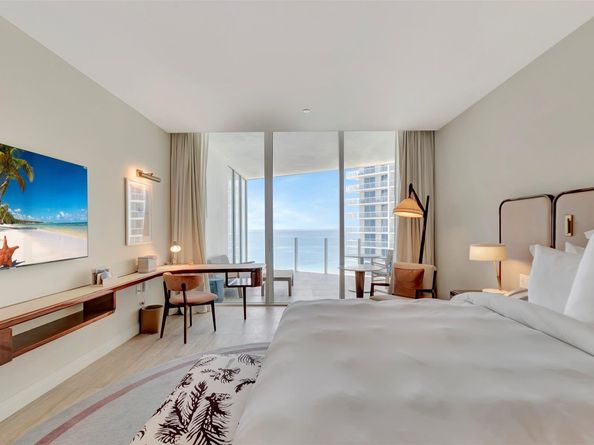 525 N Fort Lauderdale Beach Blvd 1705, Fort Lauderdale FL 33304