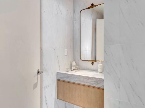 525 N Fort Lauderdale Beach Blvd 1705, Fort Lauderdale FL 33304