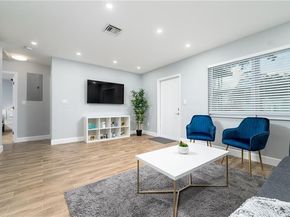 628 SW 14th Ter, Fort Lauderdale FL 33312