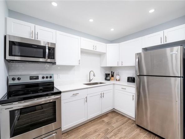 628 SW 14th Ter, Fort Lauderdale FL 33312