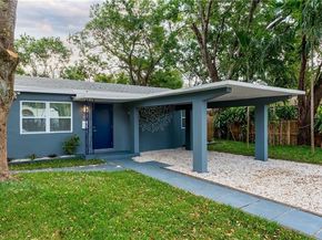 628 SW 14th Ter, Fort Lauderdale FL 33312