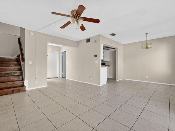 2218 NW 58th Ave 1, Fort Lauderdale FL 33313