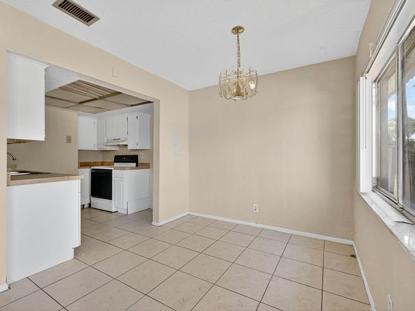 2218 NW 58th Ave 1, Fort Lauderdale FL 33313