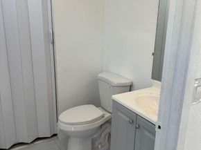 2218 NW 58th Ave 1, Fort Lauderdale FL 33313