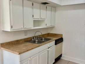 2218 NW 58th Ave 1, Fort Lauderdale FL 33313