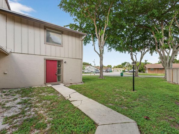 2218 NW 58th Ave 1, Fort Lauderdale FL 33313