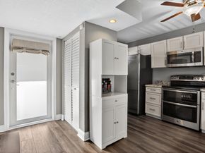 9450 Poinciana Place 203, Davie FL 33324