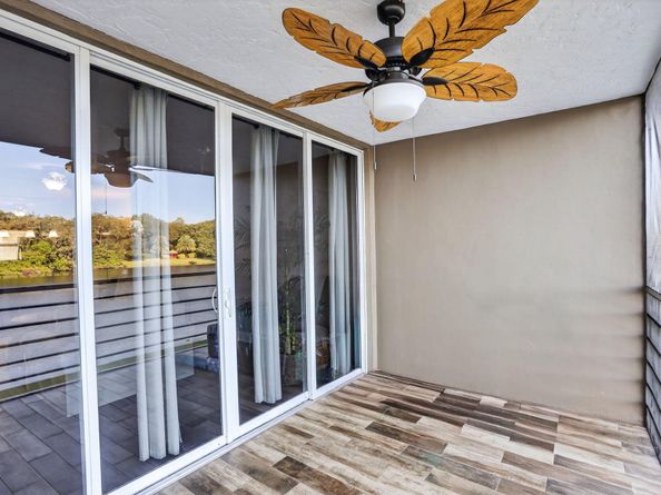 9450 Poinciana Place 203, Davie FL 33324