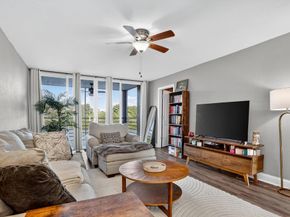 9450 Poinciana Place 203, Davie FL 33324