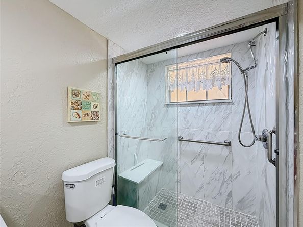 4211 NW 41st St 205, Lauderdale Lakes FL 33319