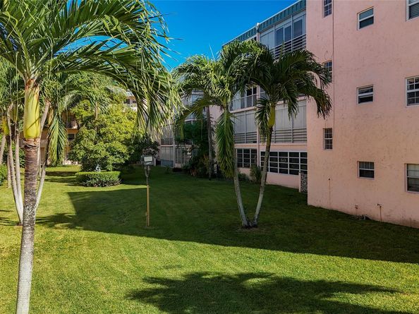 4211 NW 41st St 205, Lauderdale Lakes FL 33319