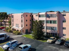 4211 NW 41st St 205, Lauderdale Lakes FL 33319