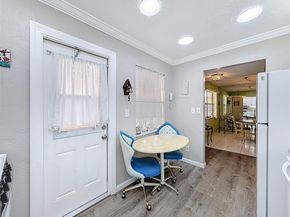 4211 NW 41st St 205, Lauderdale Lakes FL 33319