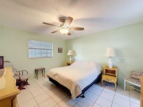 4211 NW 41st St 205, Lauderdale Lakes FL 33319