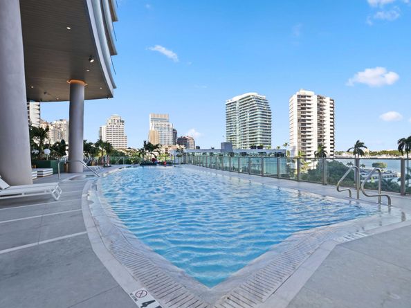 1333 S Flagler Drive 2002, West Palm Beach FL 33401