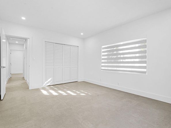 2291 SW 17th St, Miami FL 33145