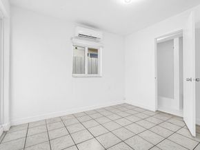 2291 SW 17th St, Miami FL 33145