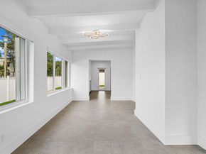 2291 SW 17th St, Miami FL 33145