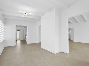 2291 SW 17th St, Miami FL 33145