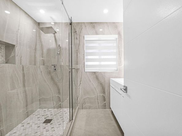 2291 SW 17th St, Miami FL 33145