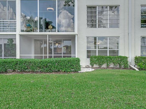 3051 N Course Drive 110, Pompano Beach FL 33069