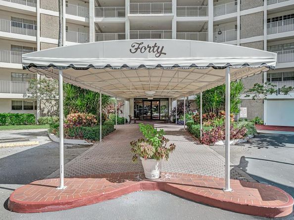 3051 N Course Drive 110, Pompano Beach FL 33069