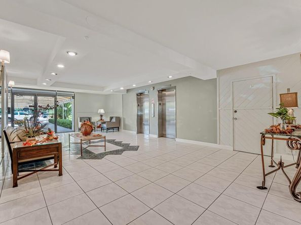 3051 N Course Drive 110, Pompano Beach FL 33069