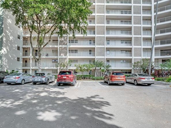 3051 N Course Drive 110, Pompano Beach FL 33069