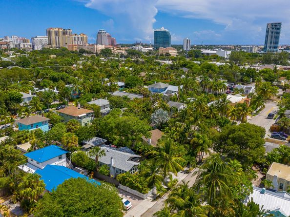 723 Penn Street, West Palm Beach FL 33401