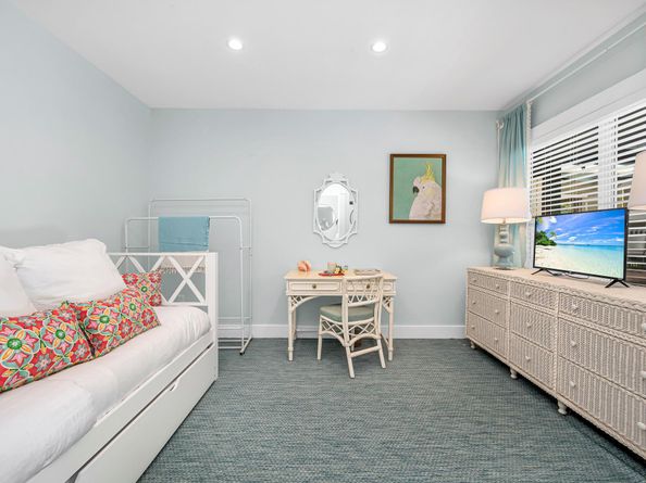 723 Penn Street, West Palm Beach FL 33401