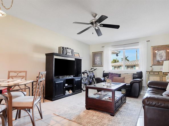 6263 NE 19th Ave 923, Fort Lauderdale FL 33308